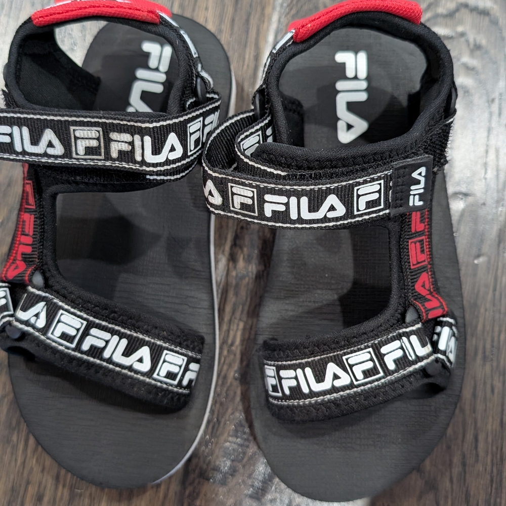 Fila Kids Black and Red Strap Sandals